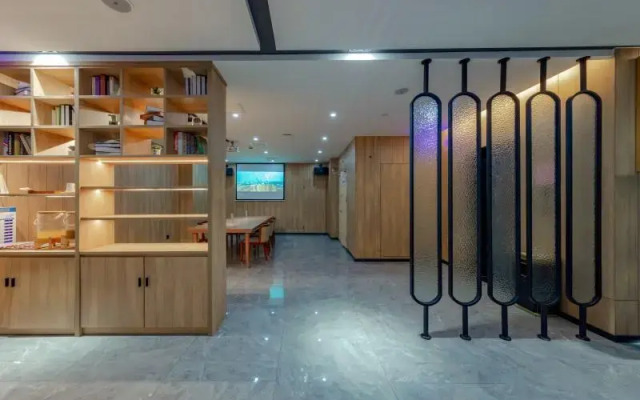 GreenTree Inn Express Changzhou Railway Station North Square