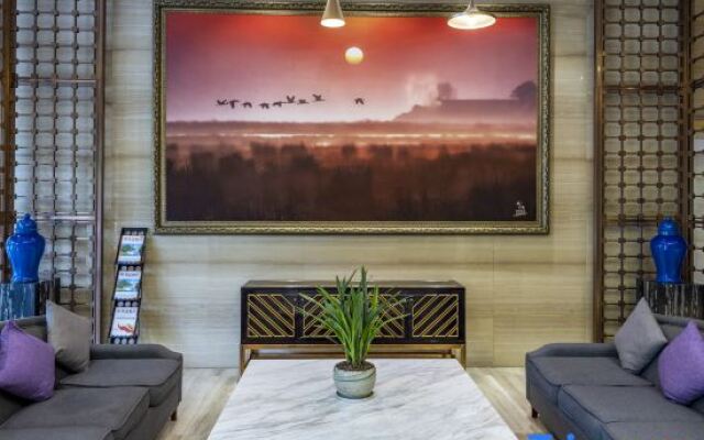 Yunshang Caohai Hotel (Bijie Zhe Mall)