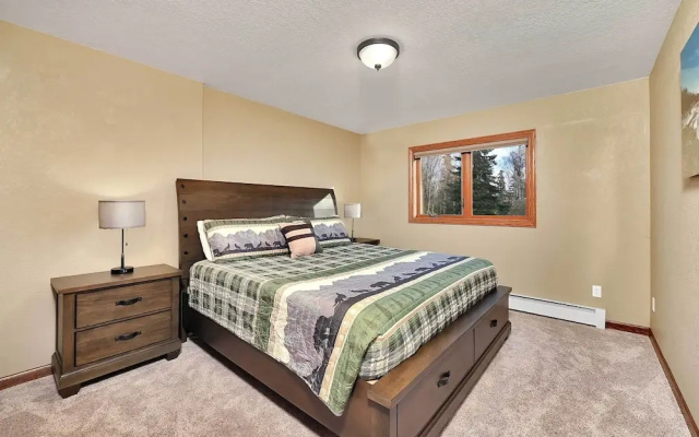 Kenai Vacation Rental w/ Volcano Views & Decks!
