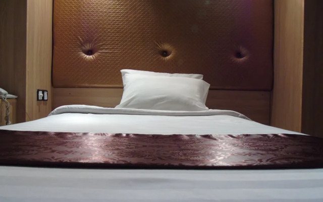 Al Burj International Hotel
