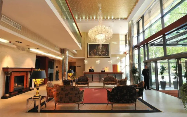 Hotel Divinus