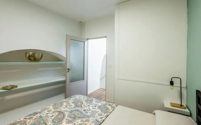 Modern Macha Apartment