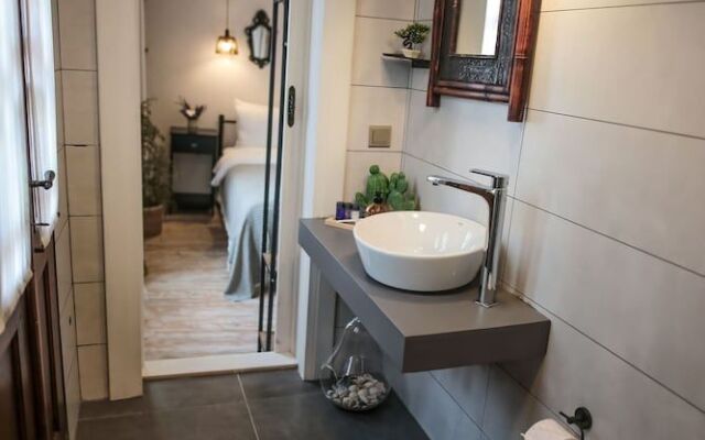 Ayvalık Palacitta Guesthouse