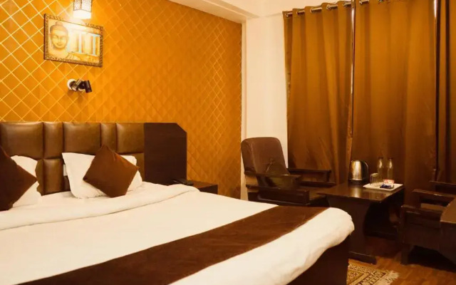 Capital O 70085 Hotel Siddhi Vinayak Regency