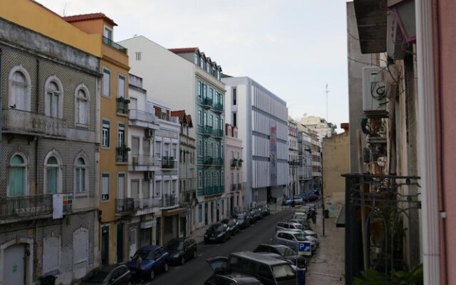 TT Anjos Lisbon Rooms