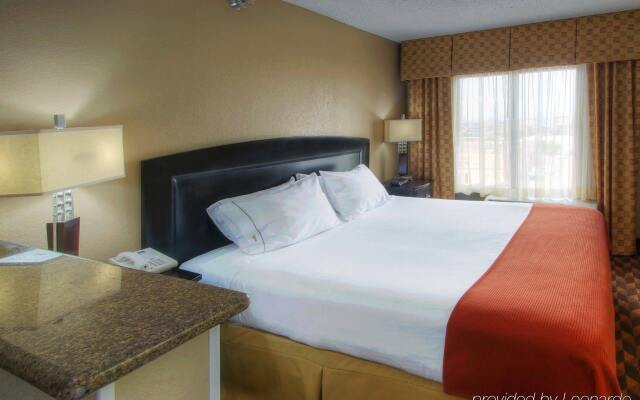 Holiday Inn Express Hotel & Suites Albuquerque Midtown, an IHG Hotel