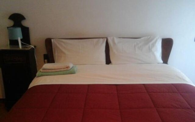 Suite210