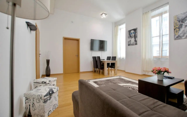 Premium Apartment by Hi5 - Vitkovics Suite