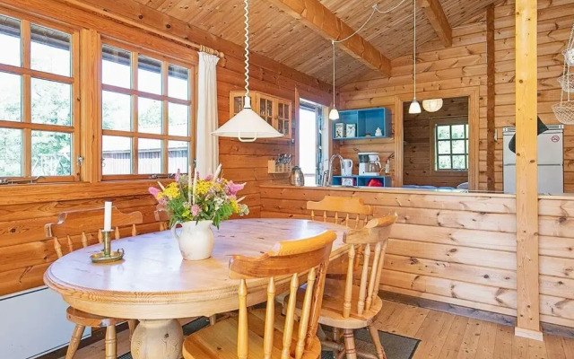 Charming Coastal Retreat-by Traum