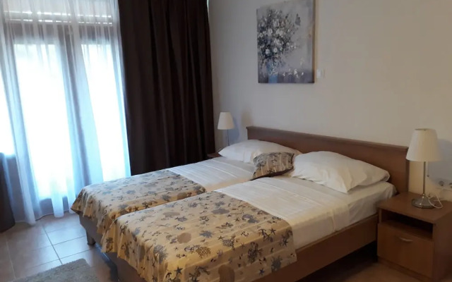 Hotel Albamaris