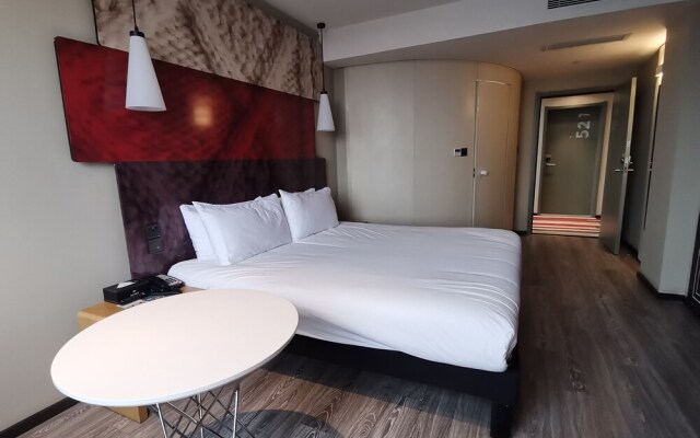 Ibis Xi'an Jianzhang Road Fengdong New Area Hotel