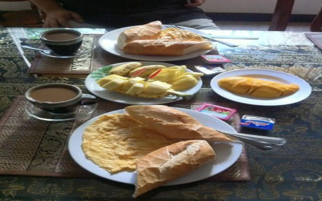 Mom's Guesthouse