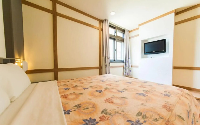Meifon Hostel