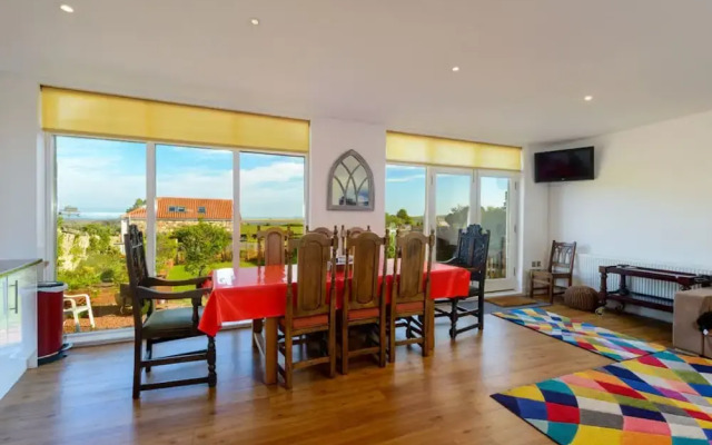 Wagon Lodge - 5 Bedroom Luxury