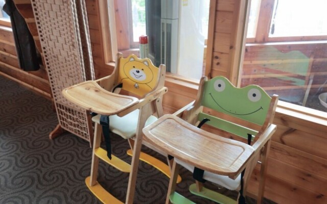 Yeongdeok Samsa Marin Village Pension