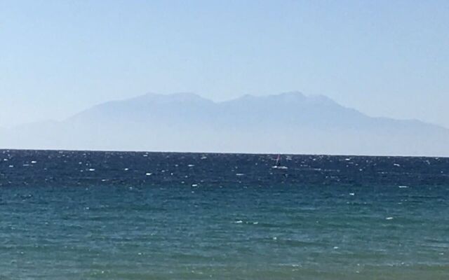 AM Beach House near Sea