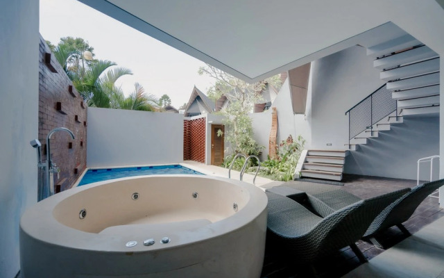 The Lavana Goms Villa Nusa Dua (2 Bedroom Villa)