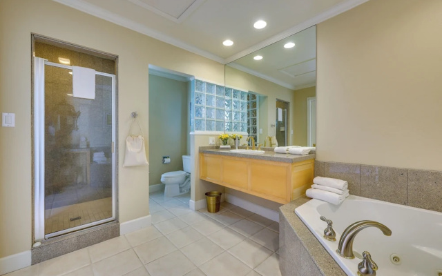 Serene Napa Retreat w/ Pool Access & Patio!
