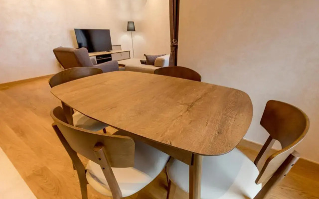 Athos Square Apartments