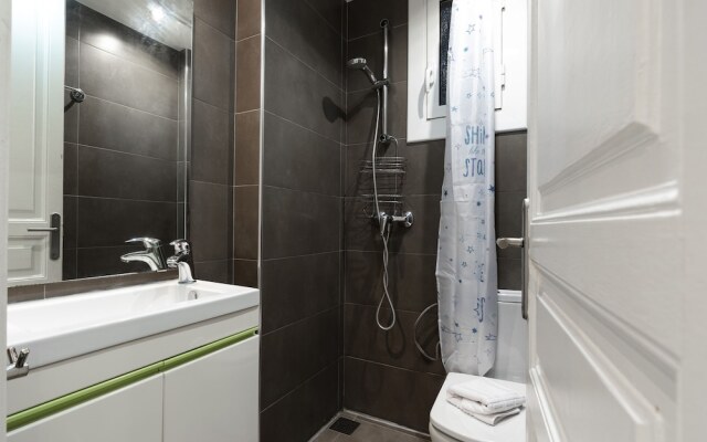 AB Rossello Center Terrace Apartment