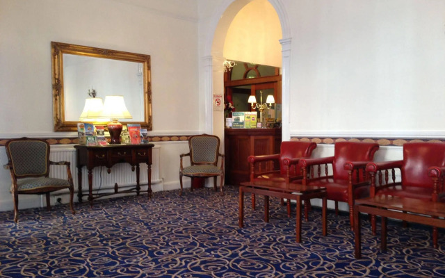 Dergvale Hotel