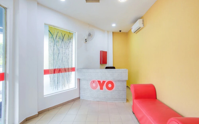 OYO 89590 Hotel Foong Inn
