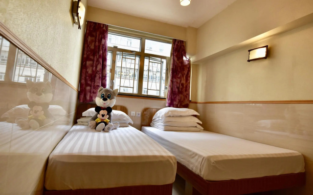 Yiu Fai Guest House – Guest Rooms – Kowloon