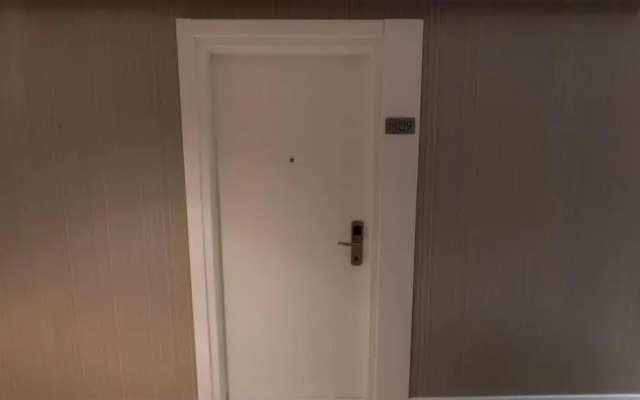 Leo Group BEST STUDIO 2309 Alliance Palace