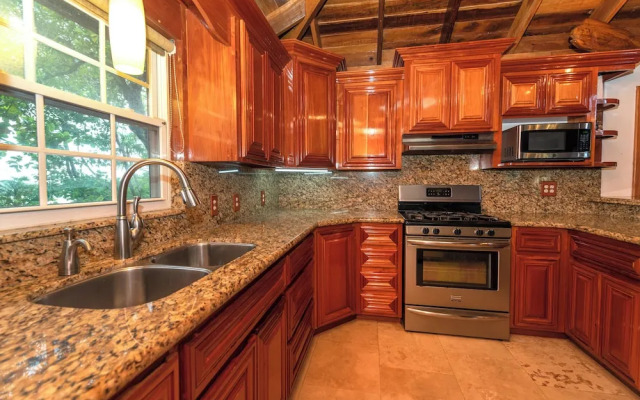 PUR Private Suites