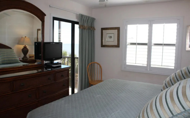 Ocean's Reach Condominiums