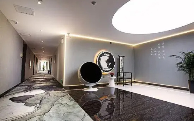 Seven Hotel Qinyang