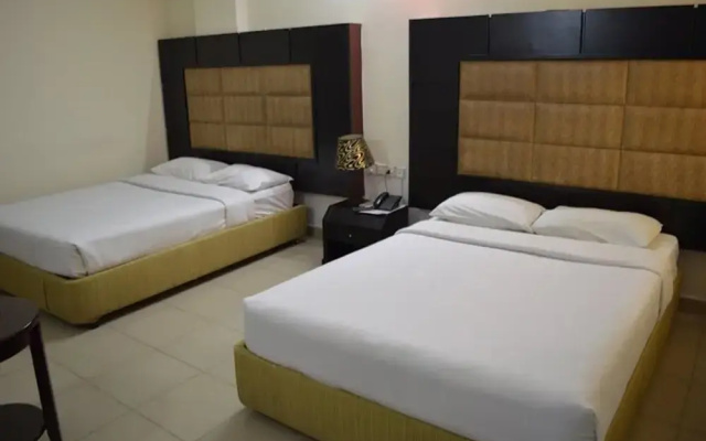 Hotel 24 Inn Residential