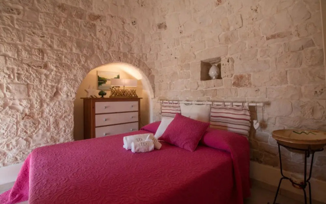 TD Villa Luna Trulli with Large Pool