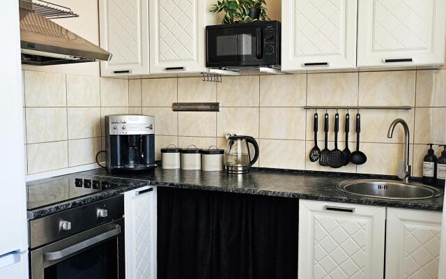 Мириады в микрорайоне Тундровый 5