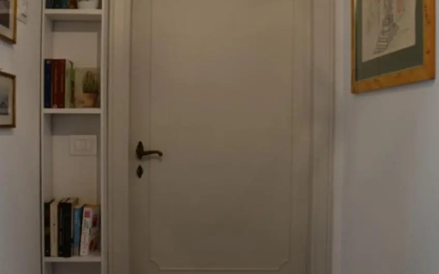 Theia Apartment