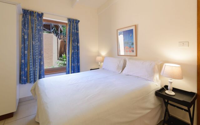 San Lameer Villa Rentals  2609
