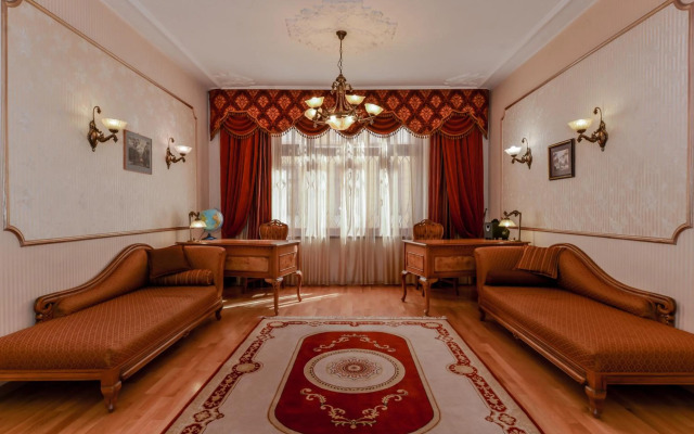 Aristocratic Sofia Studio Apartment Next to Cathedral