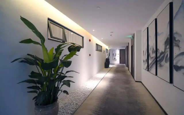 AII Life Serviced Residence