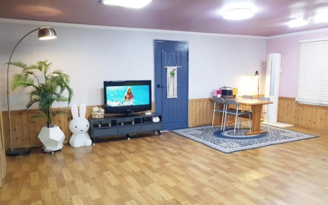 Gapyeong Supeuro Ganeungil Pension