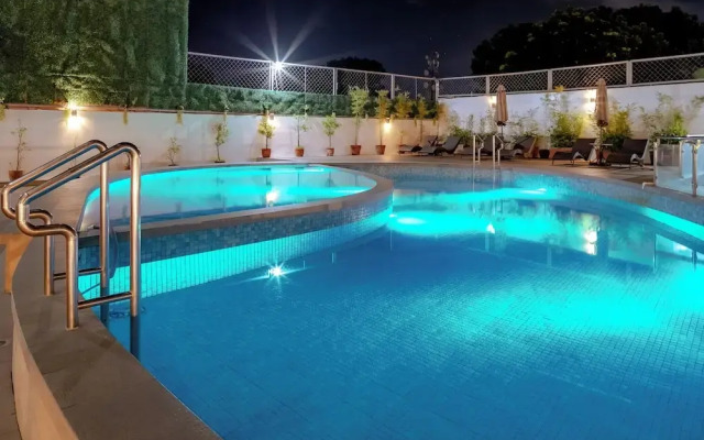 The Isabelle Hotel