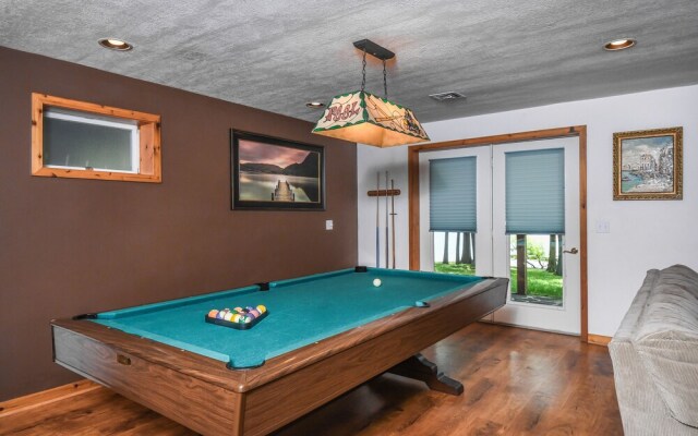 Over the Rainbow 4 Bedroom House