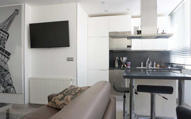 Faubourg Saint-Honoré - Studio - Paris 8