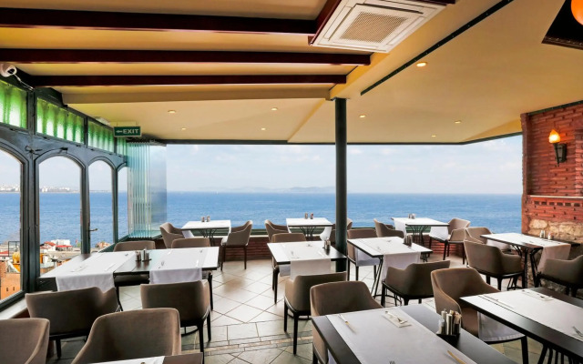 Sultanahmet Palace Hotel