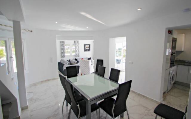 Gila - sea view villa with private pool in Benissa