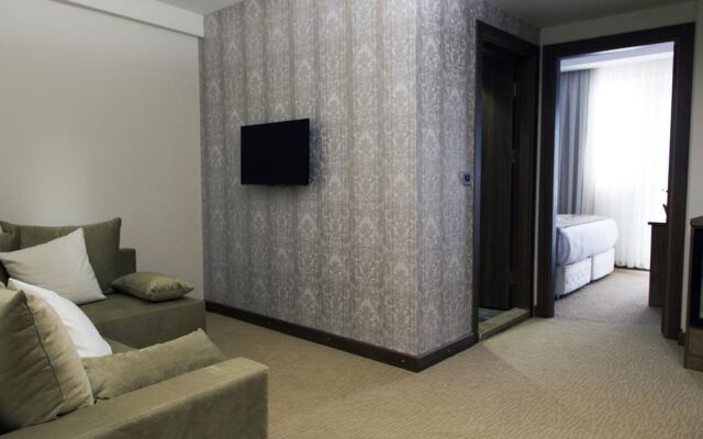 La Vie Suite Hotel