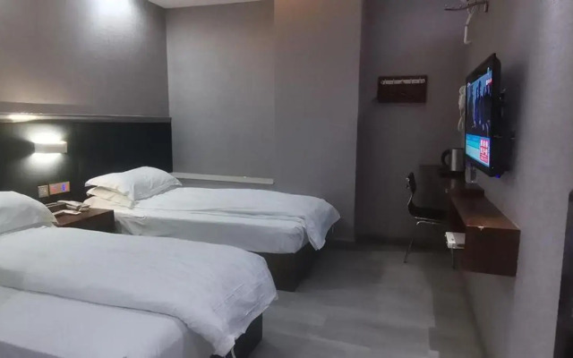 Dikai Select Hotel (Shanghai Hongqiao Road Subway Station)