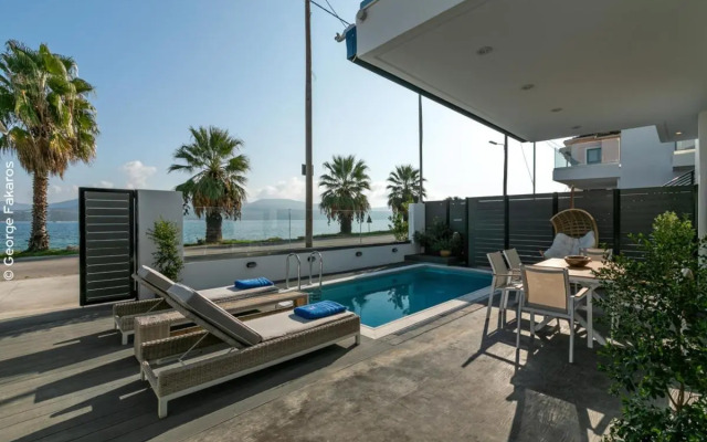 White Rock Villas Lygia