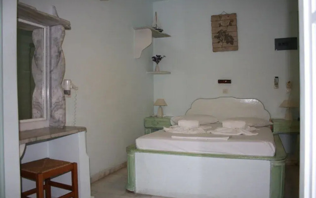 Studios Naxos