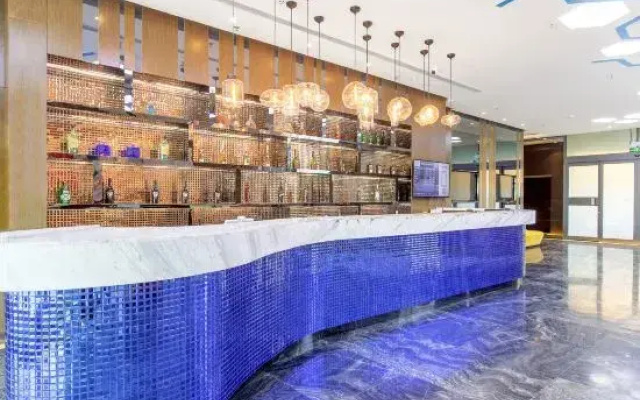 Starway Hotel (Changji Zhongshan Road Huijia Times)