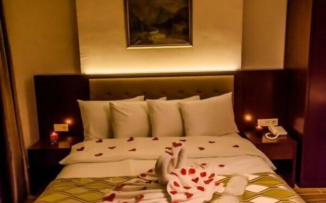 Hill River Hotel